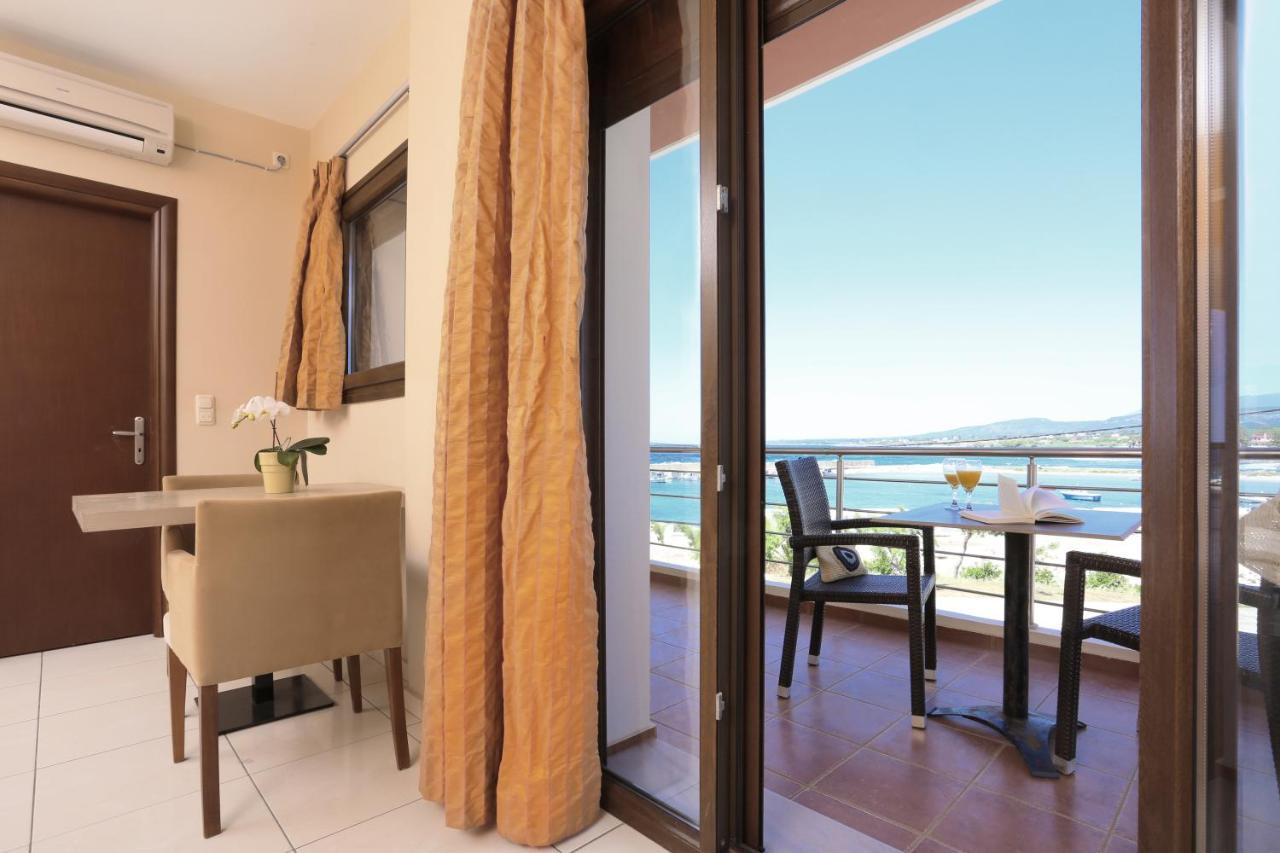 Faros Luxury Suites Маратополіс Екстер'єр фото