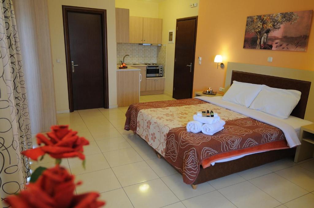 Faros Luxury Suites Маратополіс Номер фото