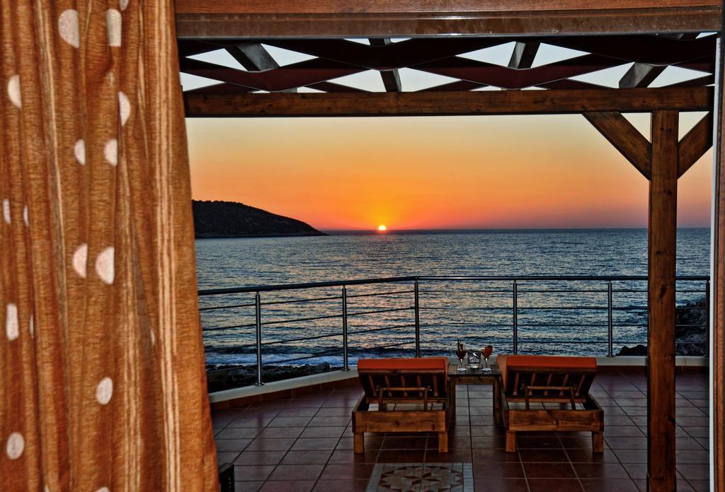 Faros Luxury Suites Маратополіс Екстер'єр фото
