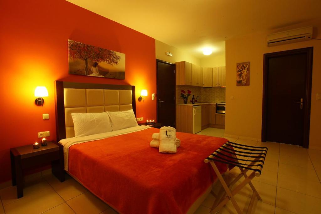 Faros Luxury Suites Маратополіс Номер фото